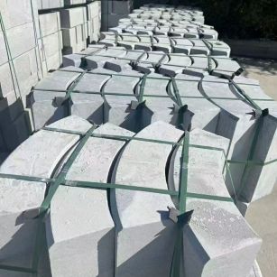 随州 芝麻灰弧形路沿石