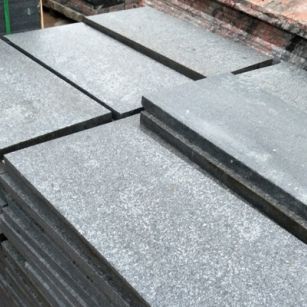 随州芝麻黑地铺石材