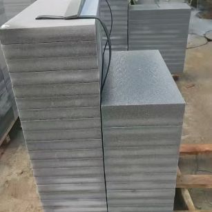 随州 芝麻灰火烧面300*600*50地铺石材