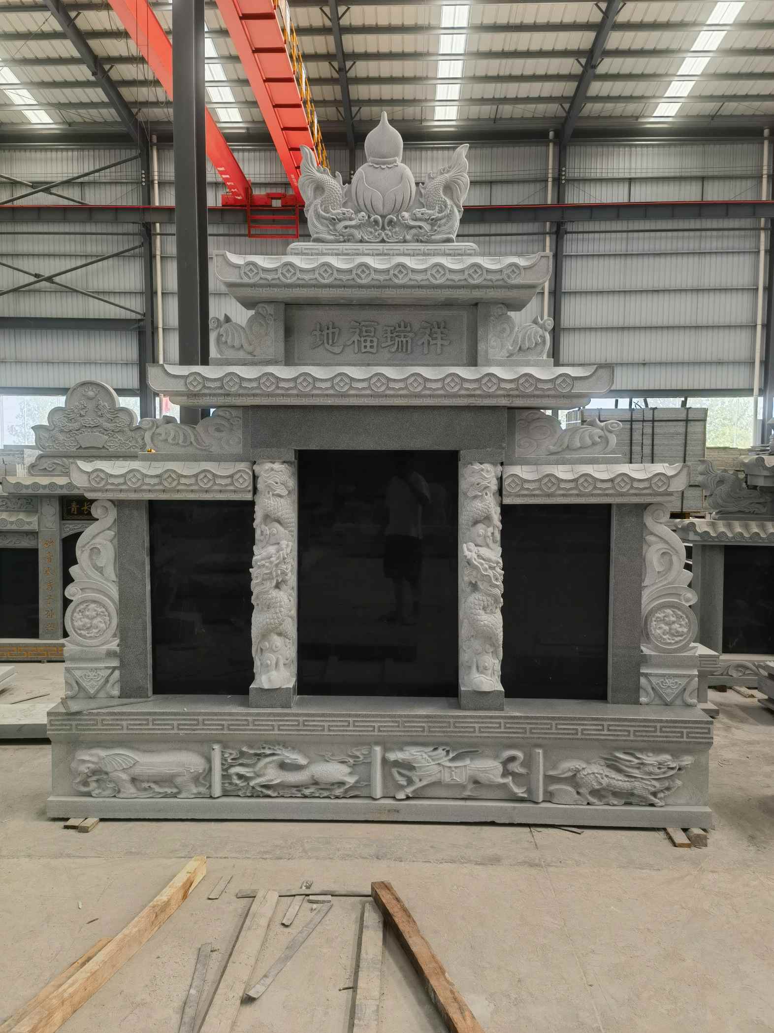 随州 芝麻灰高档墓碑、土墓，一套也支持定做