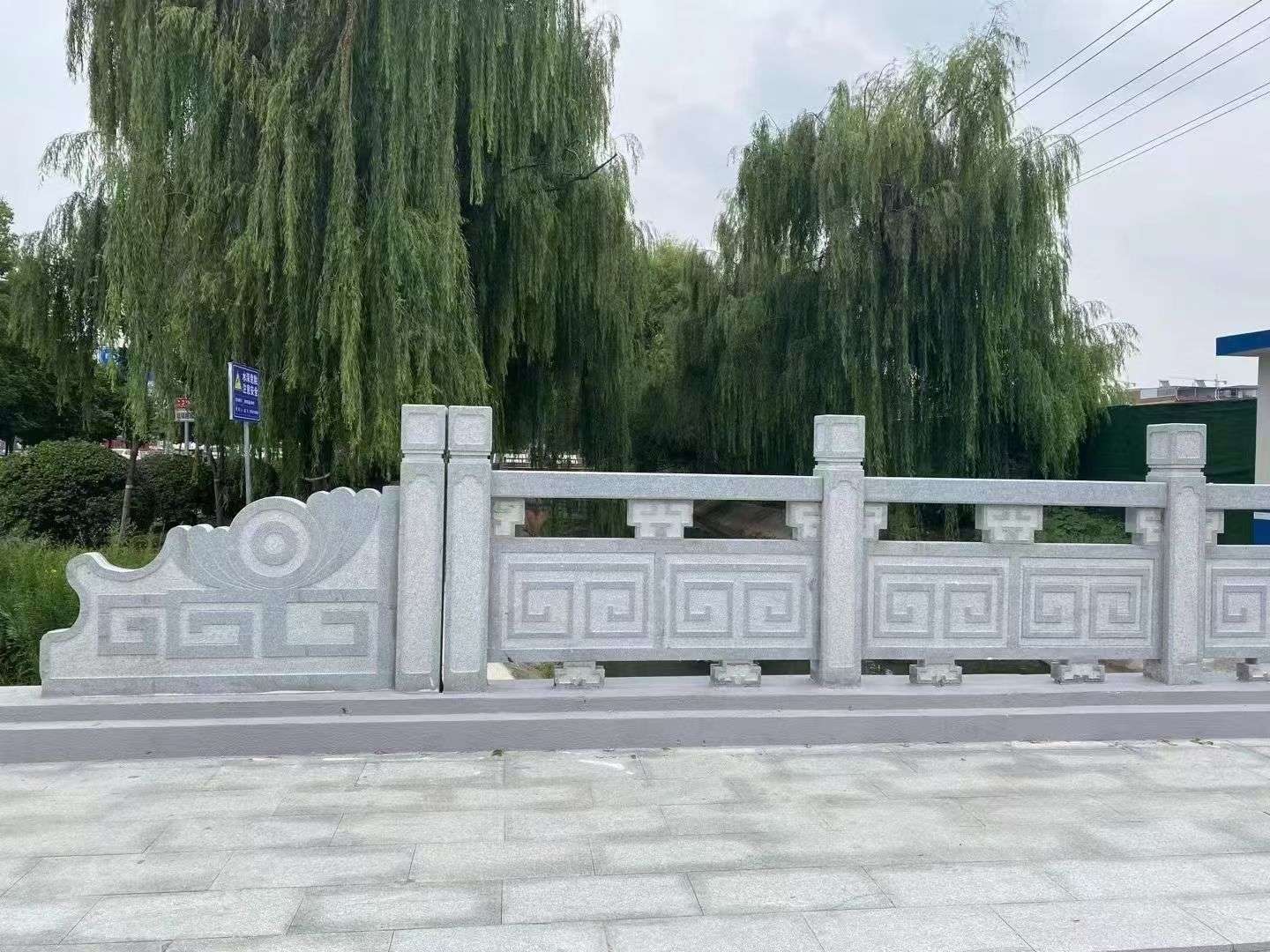 随州 芝麻灰桥栏杆、河道栏杆安装效果