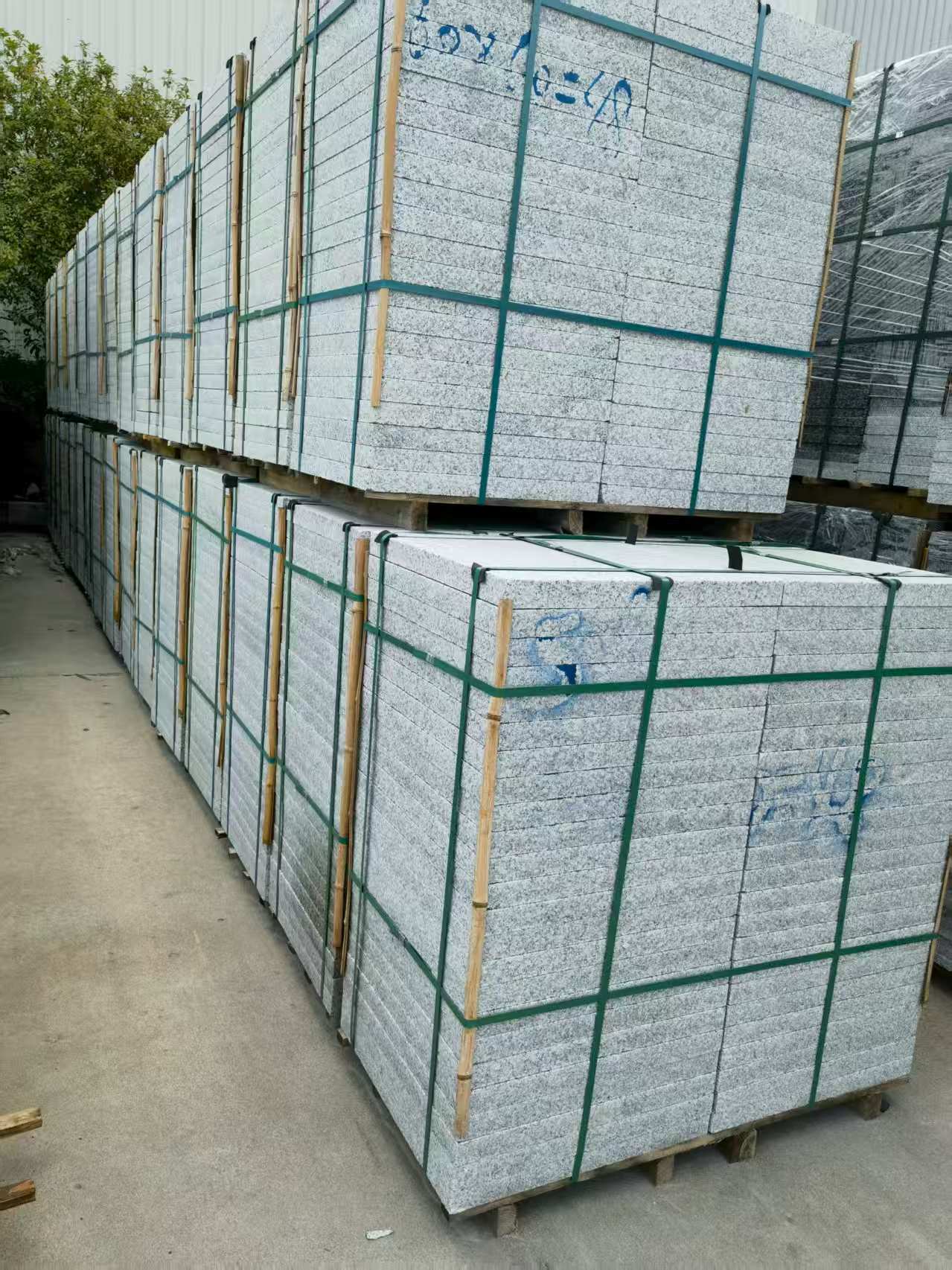 随州 大花芙蓉白火烧成品，市政园林广场地铺石