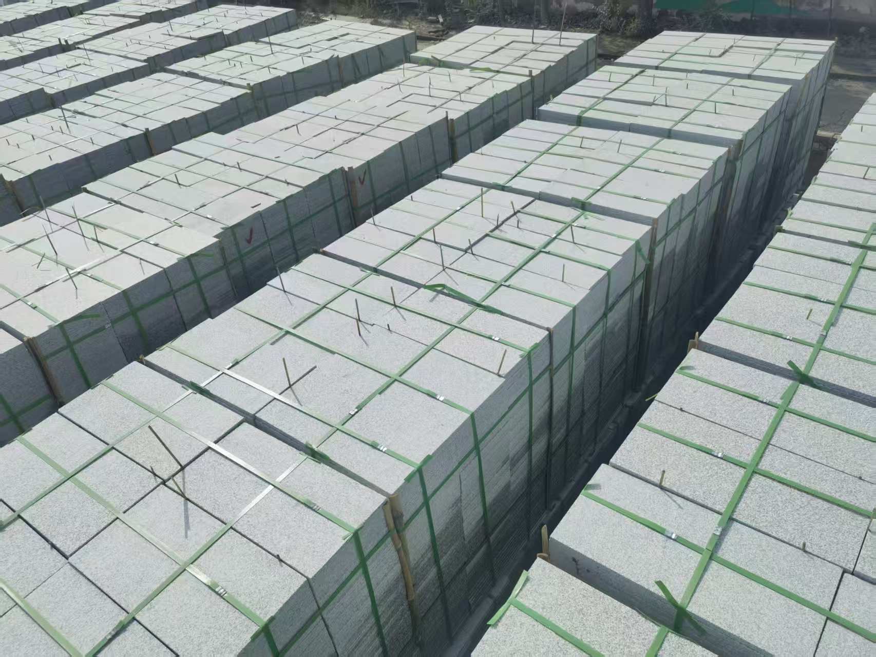 随州 芝麻白1.8公分火烧300*600地铺，清仓大甩卖