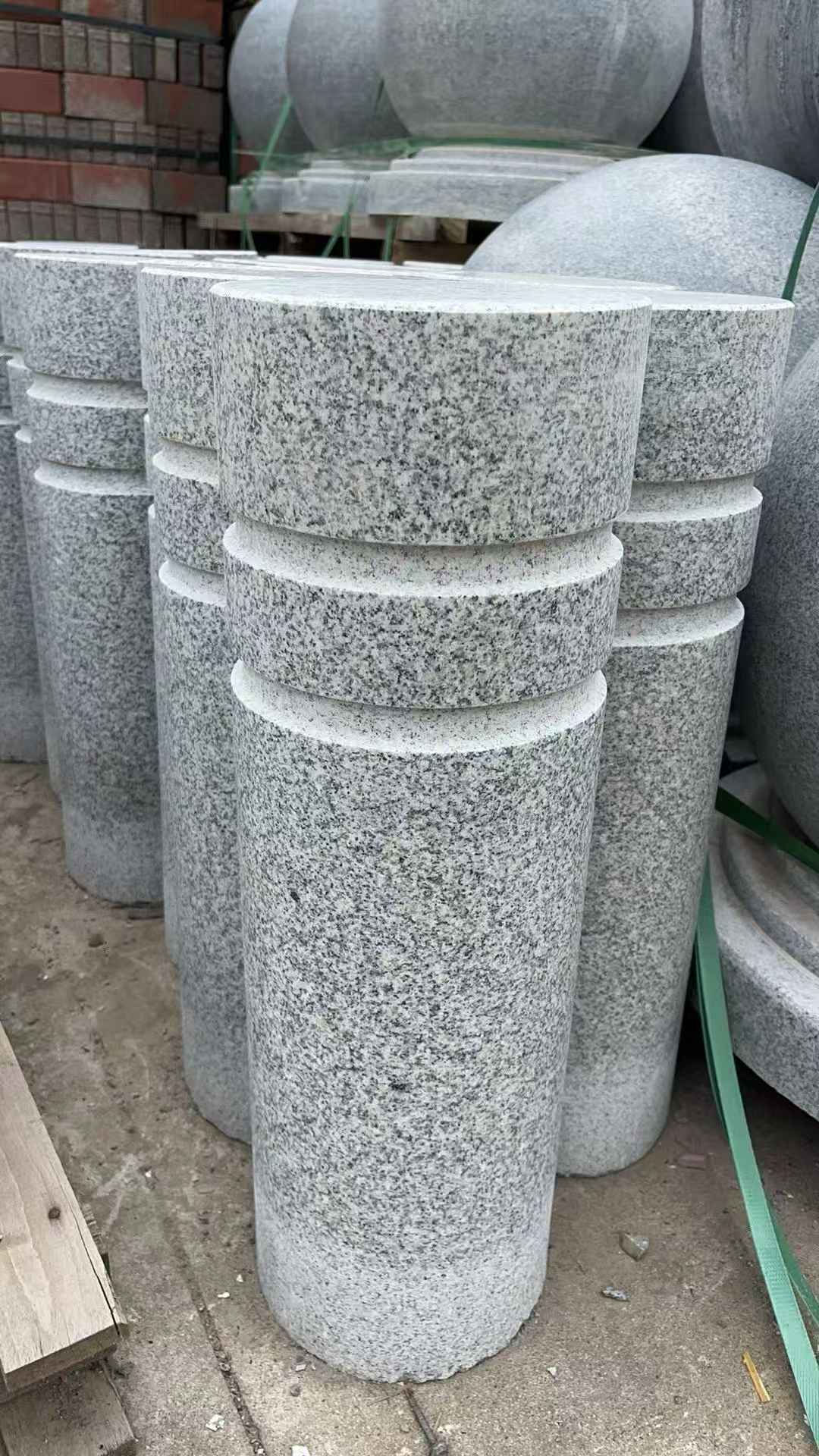 随州 芝麻白花岗岩挡车柱、隔离柱多少钱