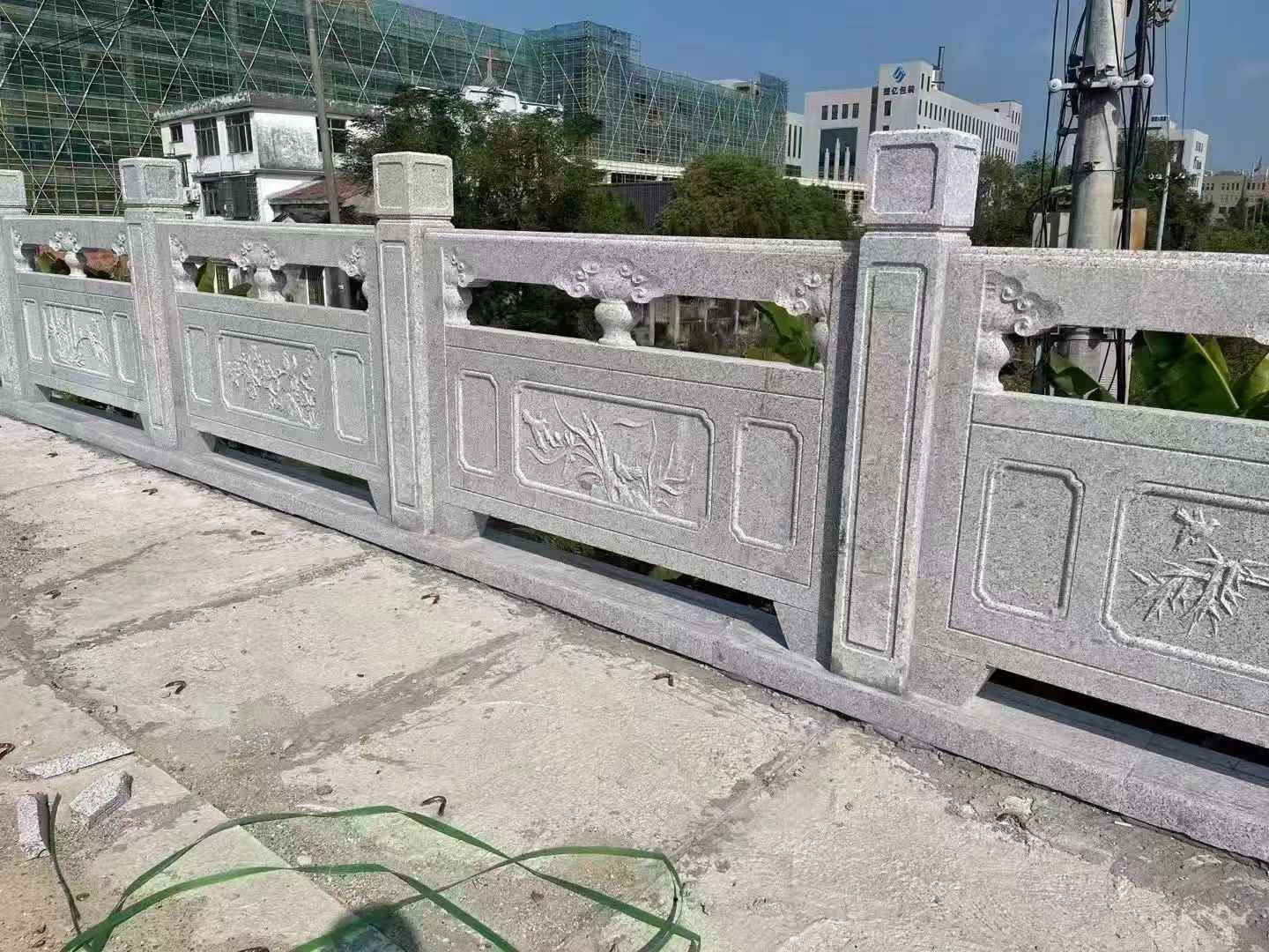 随州 芝麻白栏杆